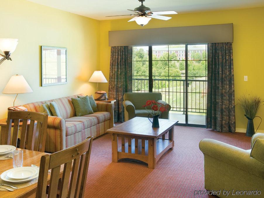 Bluegreen Vacations The Falls Village, An Ascend Resort 브랜슨 객실 사진