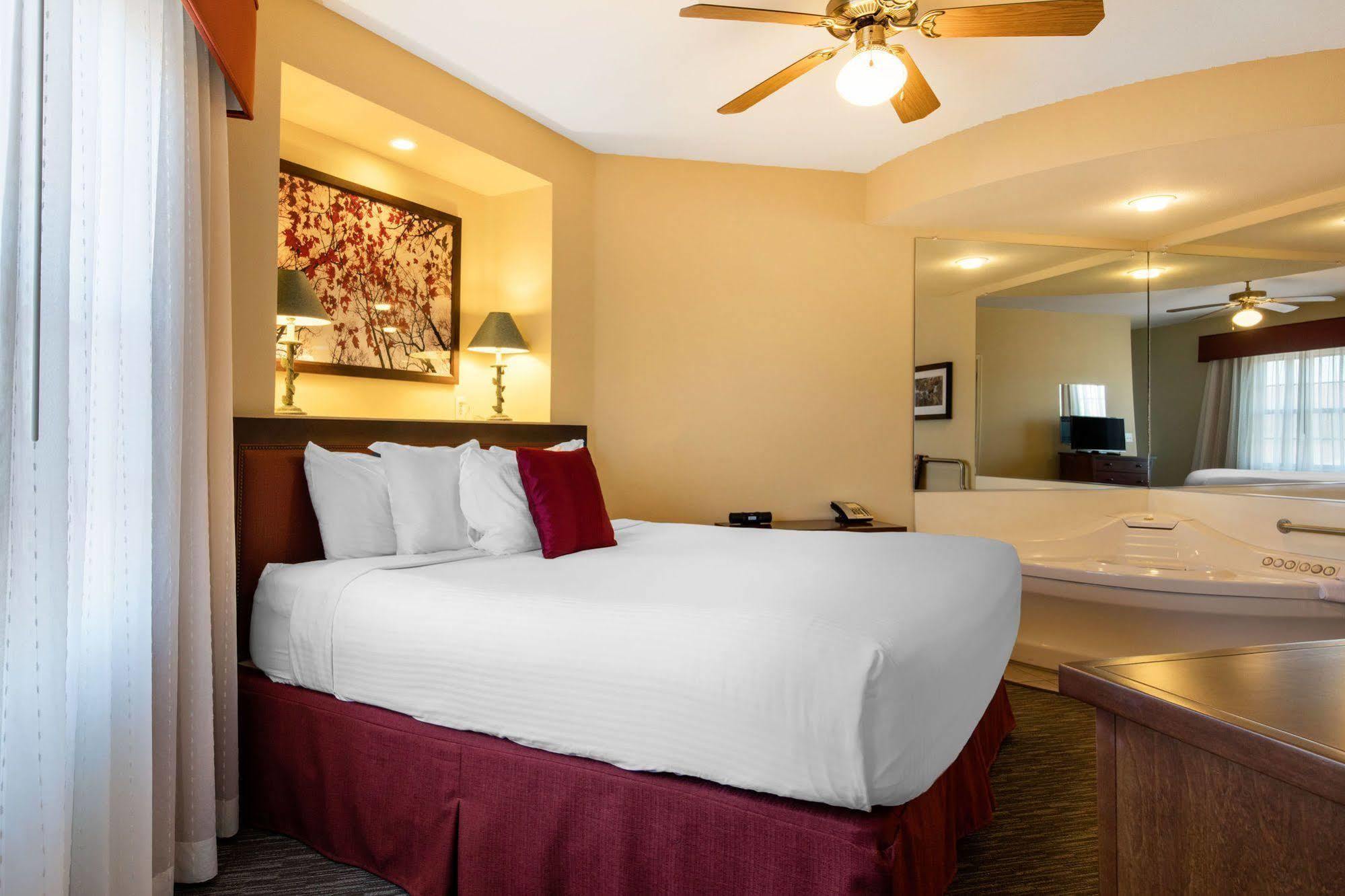 Bluegreen Vacations The Falls Village, An Ascend Resort 브랜슨 외부 사진
